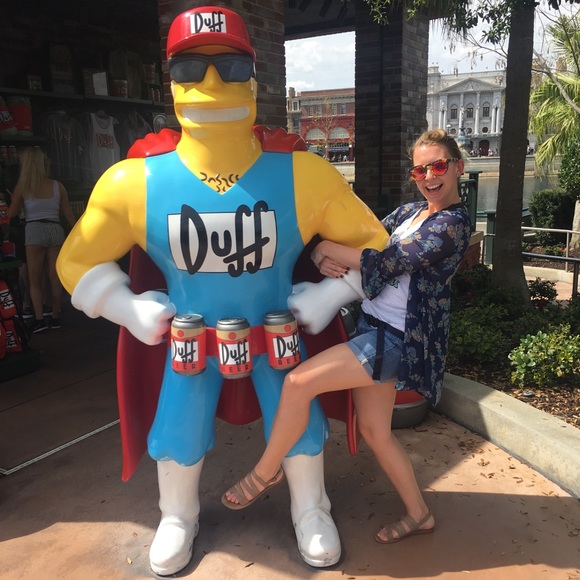 Meet your Posher, Erin - Picture 2 of 7